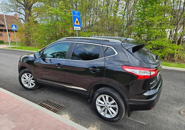 Nissan Qashqai cena 59999 przebieg: 173400, rok produkcji 2016 z Kościerzyna małe 631